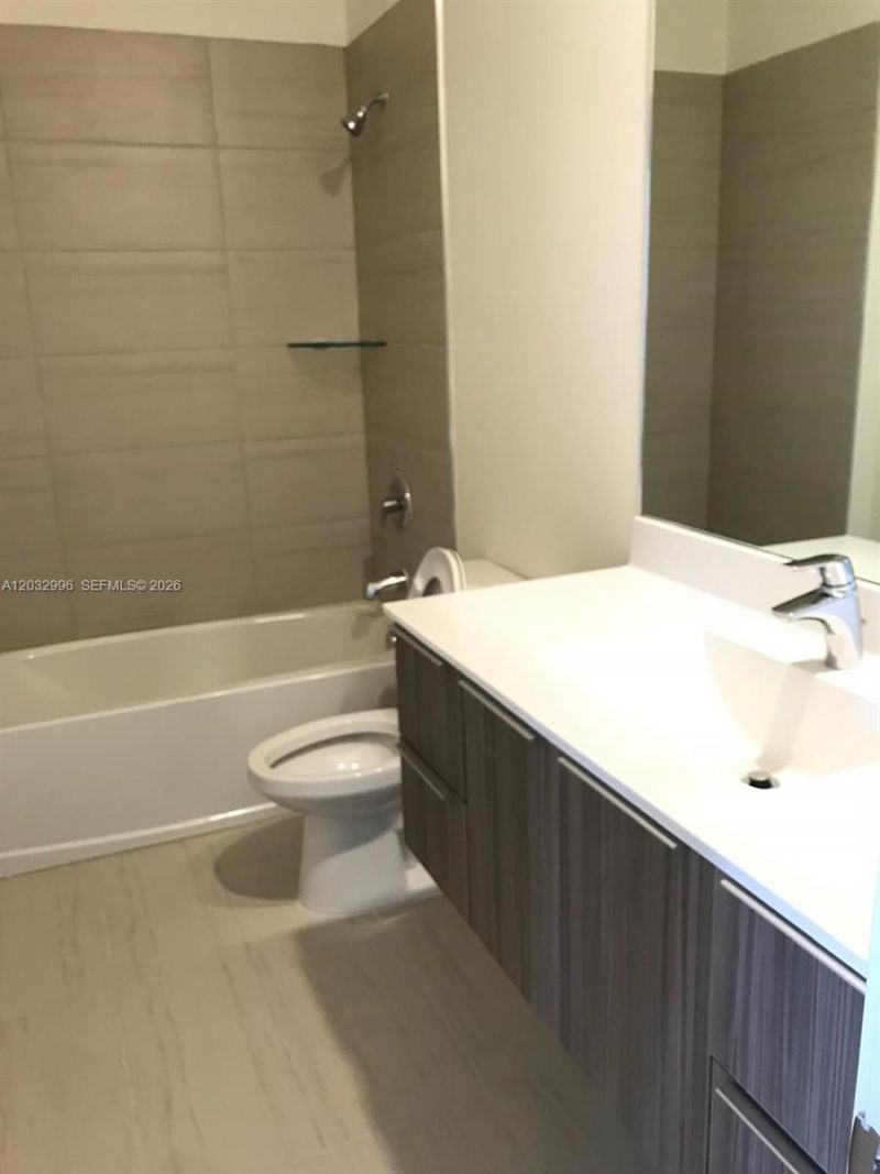 8102 NW 105th Ct , Unit 8102, Doral, FL 33178 Photo