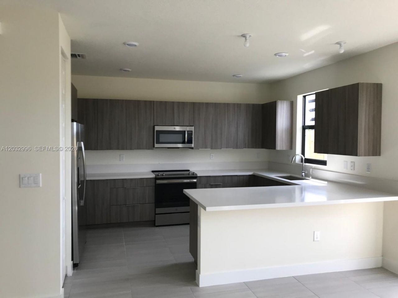 8102 NW 105th Ct , Unit 8102, Doral, FL 33178 Photo