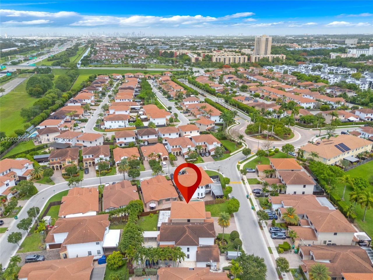9925 NW 10th St , Miami, FL 33172 Photo