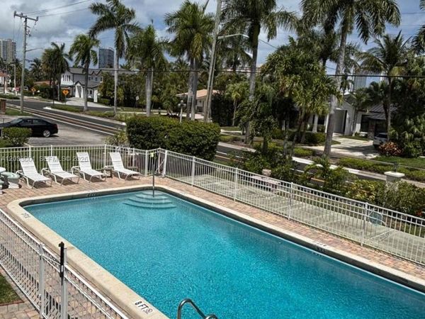 500 Layne Blvd , Unit 12, Hallandale Beach, FL 33009