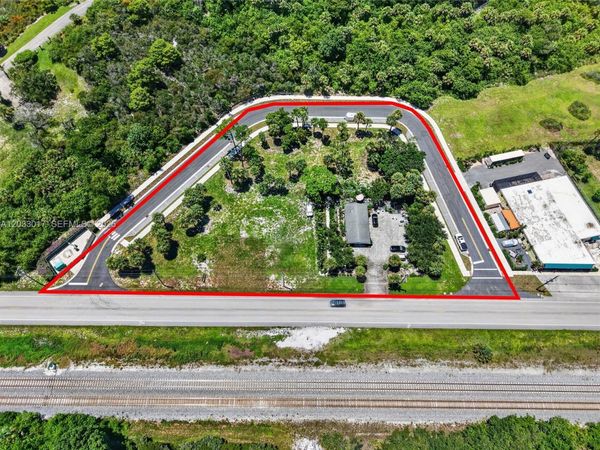 12360 SE Dixie Hwy, Hobe Sound, FL 33455