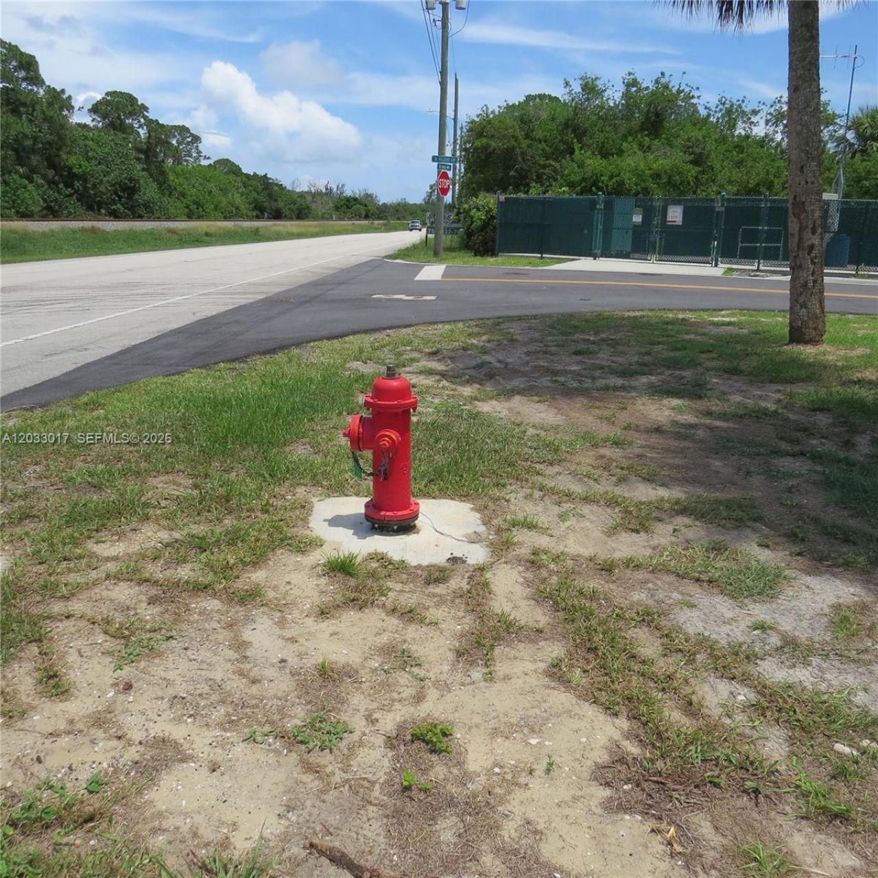 12360 SE Dixie Hwy, Hobe Sound, FL 33455 Photo