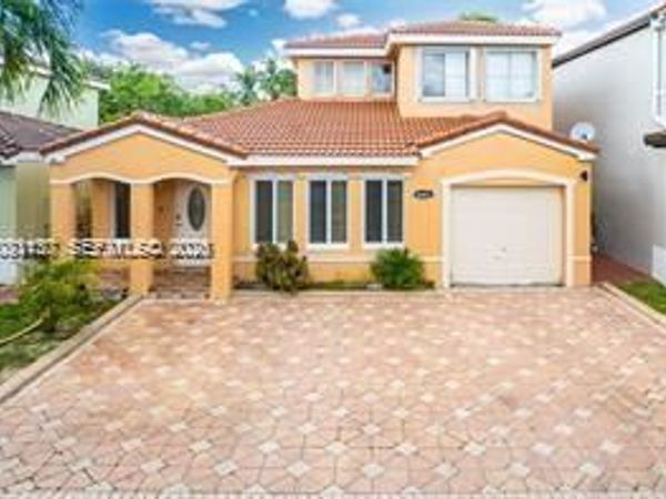 16453 SW 97th St , Miami, FL 33196