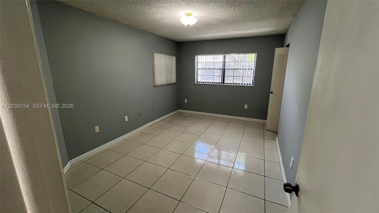 19025 NW 62nd Ave , Unit 202, Hialeah, FL 33015 Photo