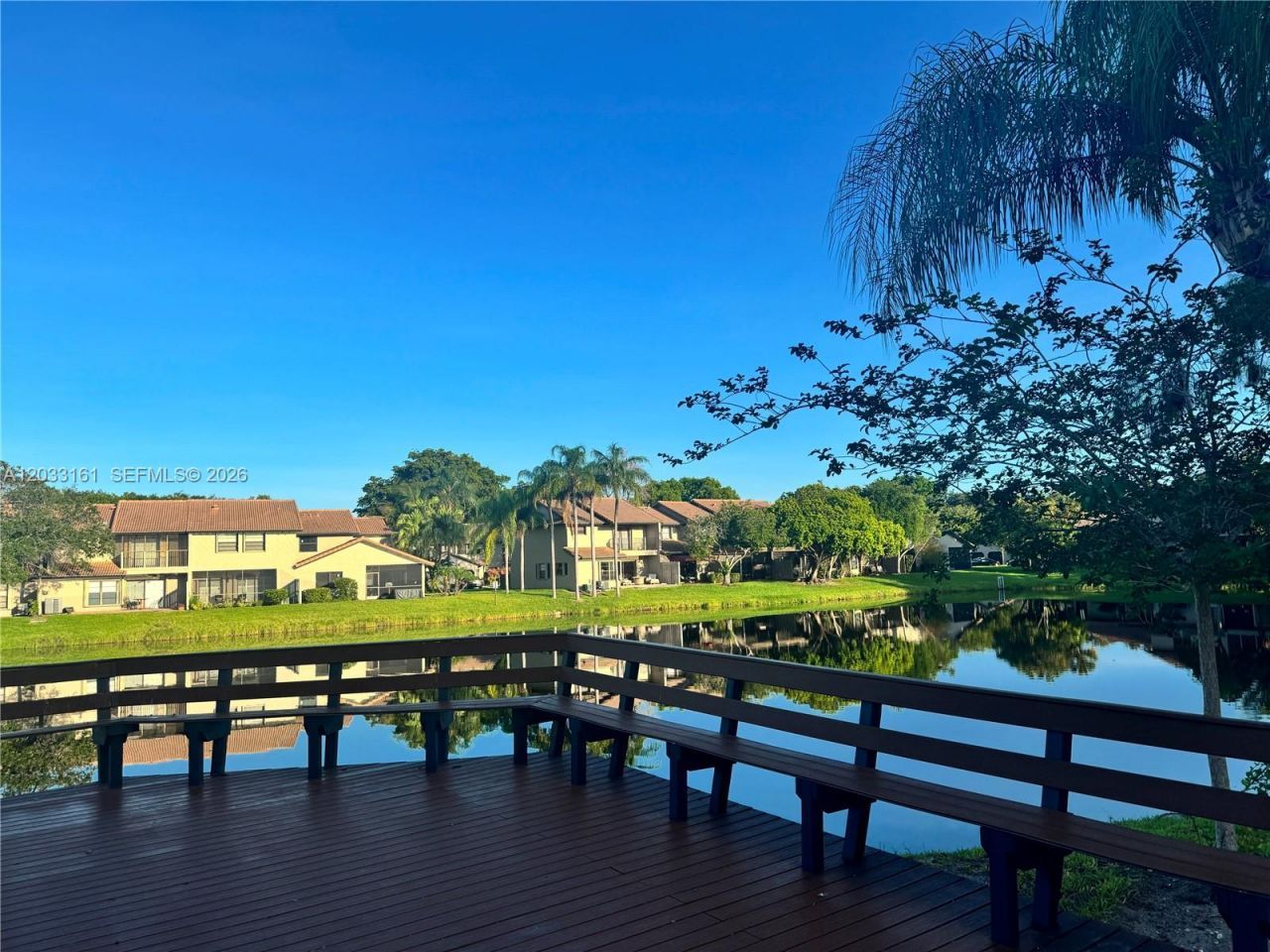 9023 Vineyard Lake Dr, Plantation, FL 33324 Photo