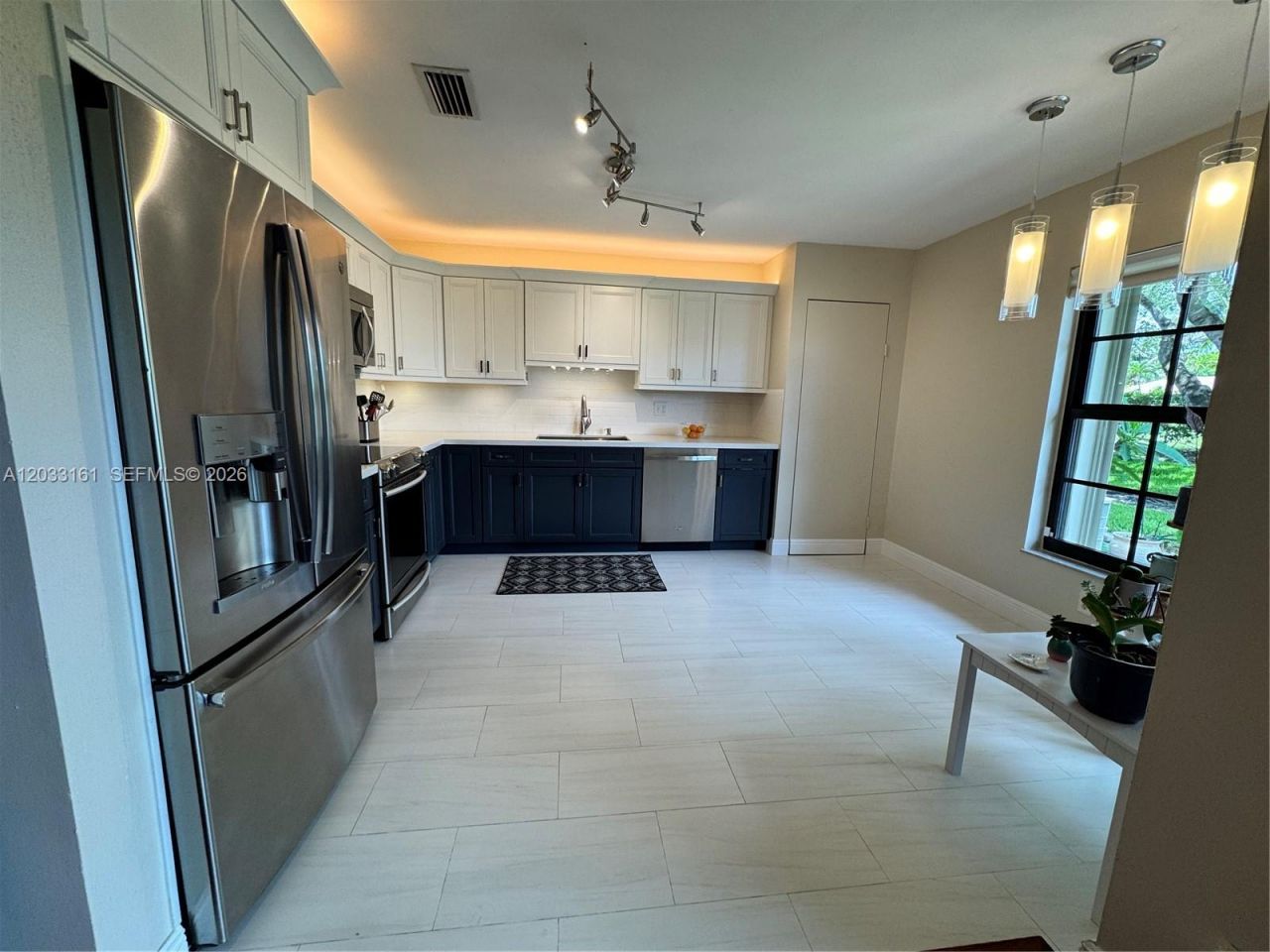 9023 Vineyard Lake Dr, Plantation, FL 33324 Photo