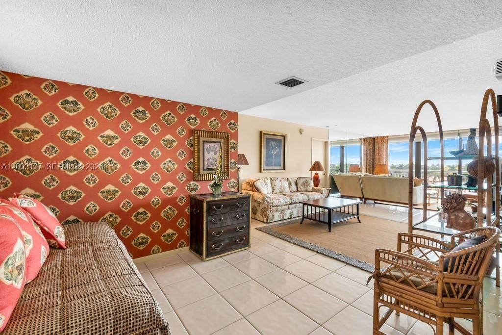 3100 NE 48th St , Unit 514, Fort Lauderdale, FL 33308 Photo