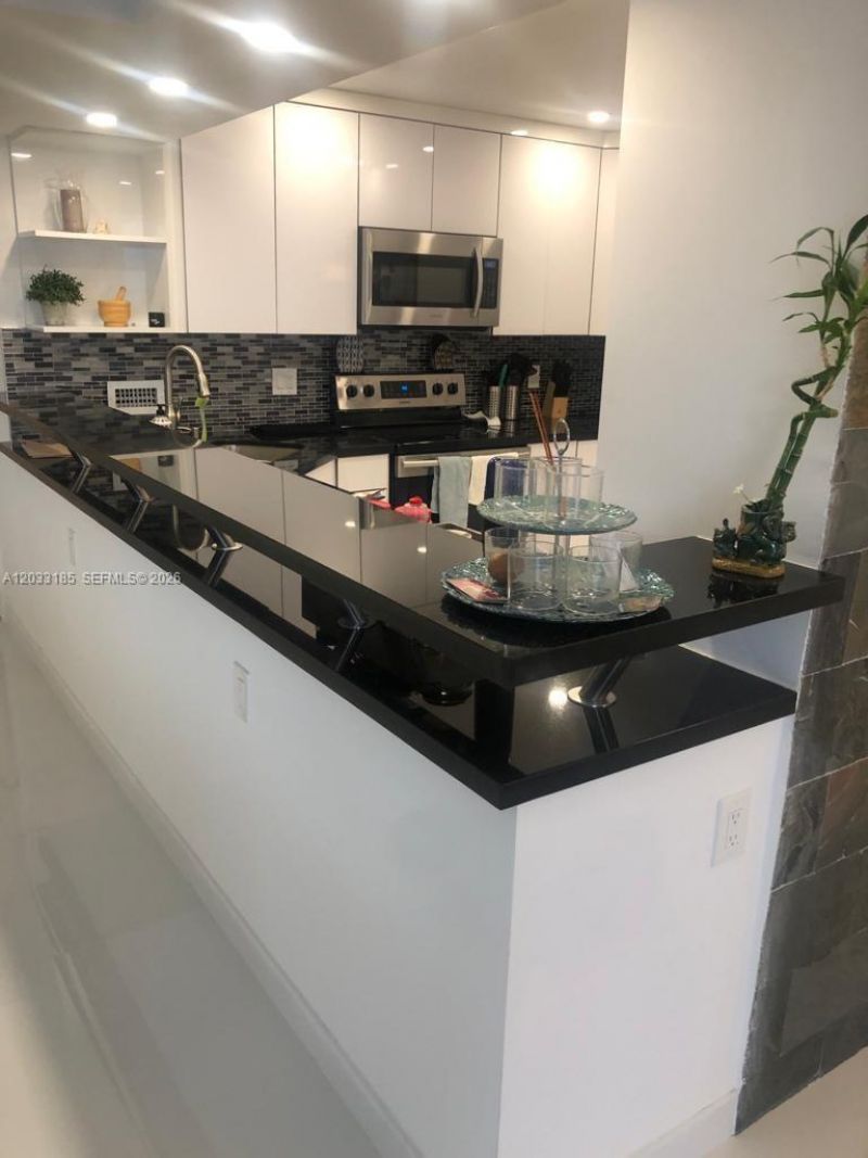 2030 S Ocean Dr , Unit 1706, Hallandale Beach, FL 33009 Photo