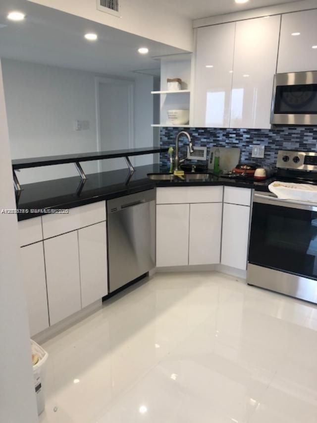 2030 S Ocean Dr , Unit 1706, Hallandale Beach, FL 33009 Photo