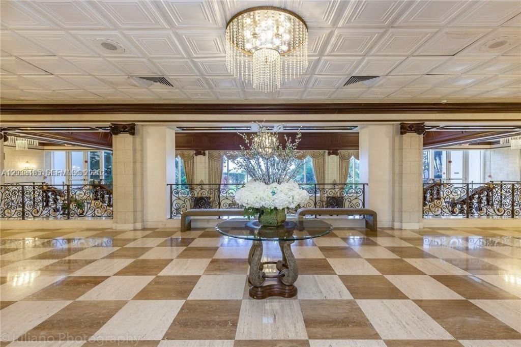 2030 S Ocean Dr , Unit 1706, Hallandale Beach, FL 33009 Photo