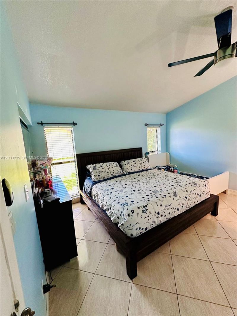 8203 NW 100th Dr , Tamarac, FL 33321 Photo