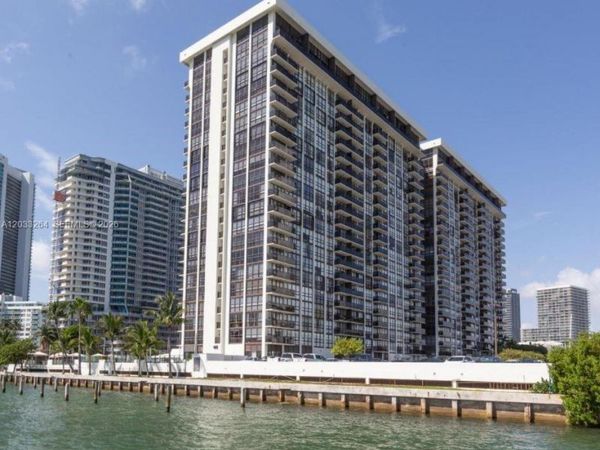 600 NE 36th St, Unit 211, Miami, FL 33137