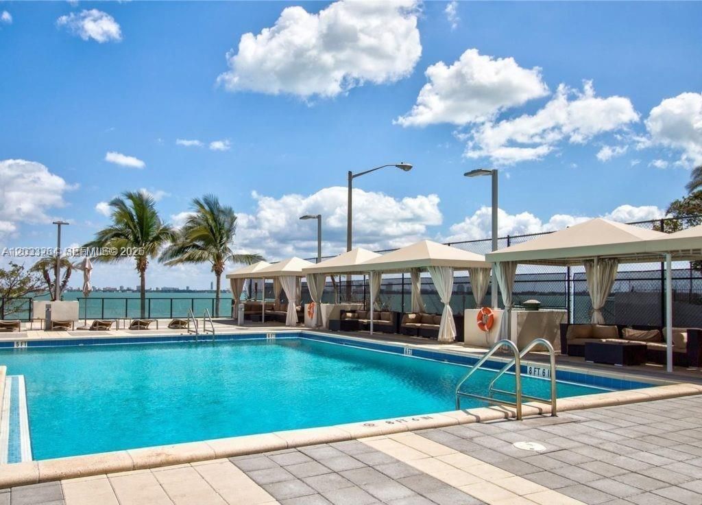 600 NE 36th St, Unit 211, Miami, FL 33137 Photo