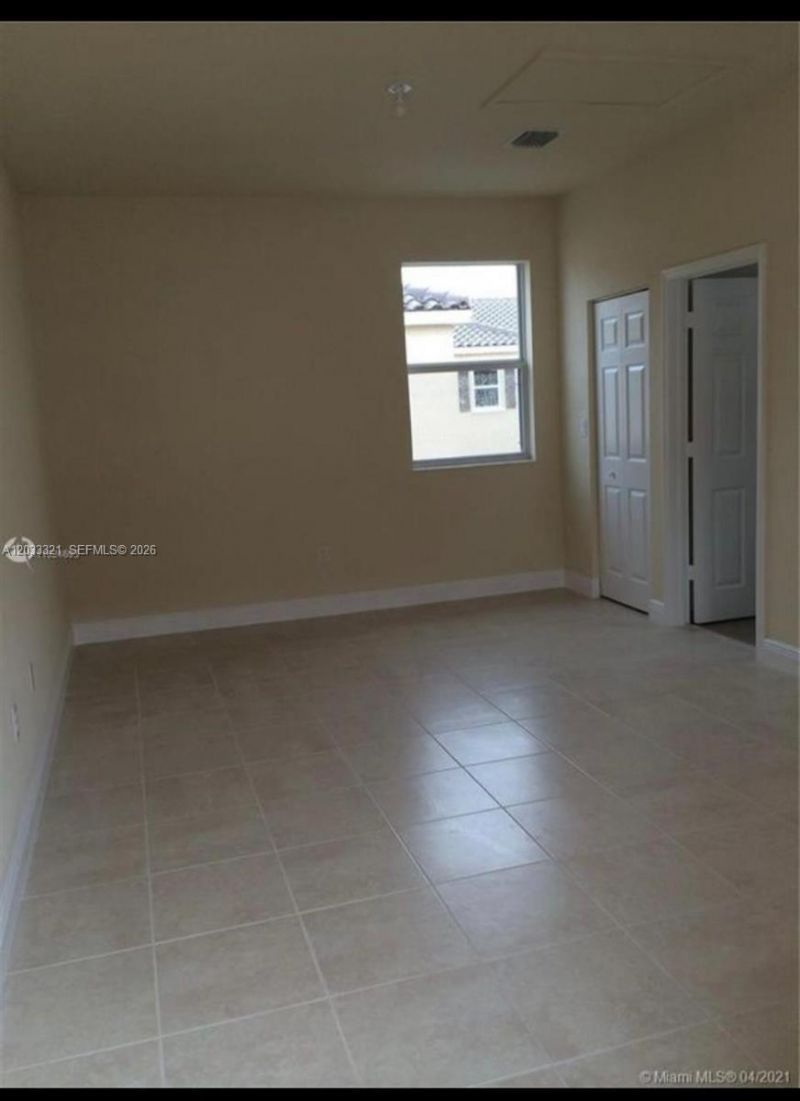17146 SW 93rd St , Miami, FL 33196 Photo