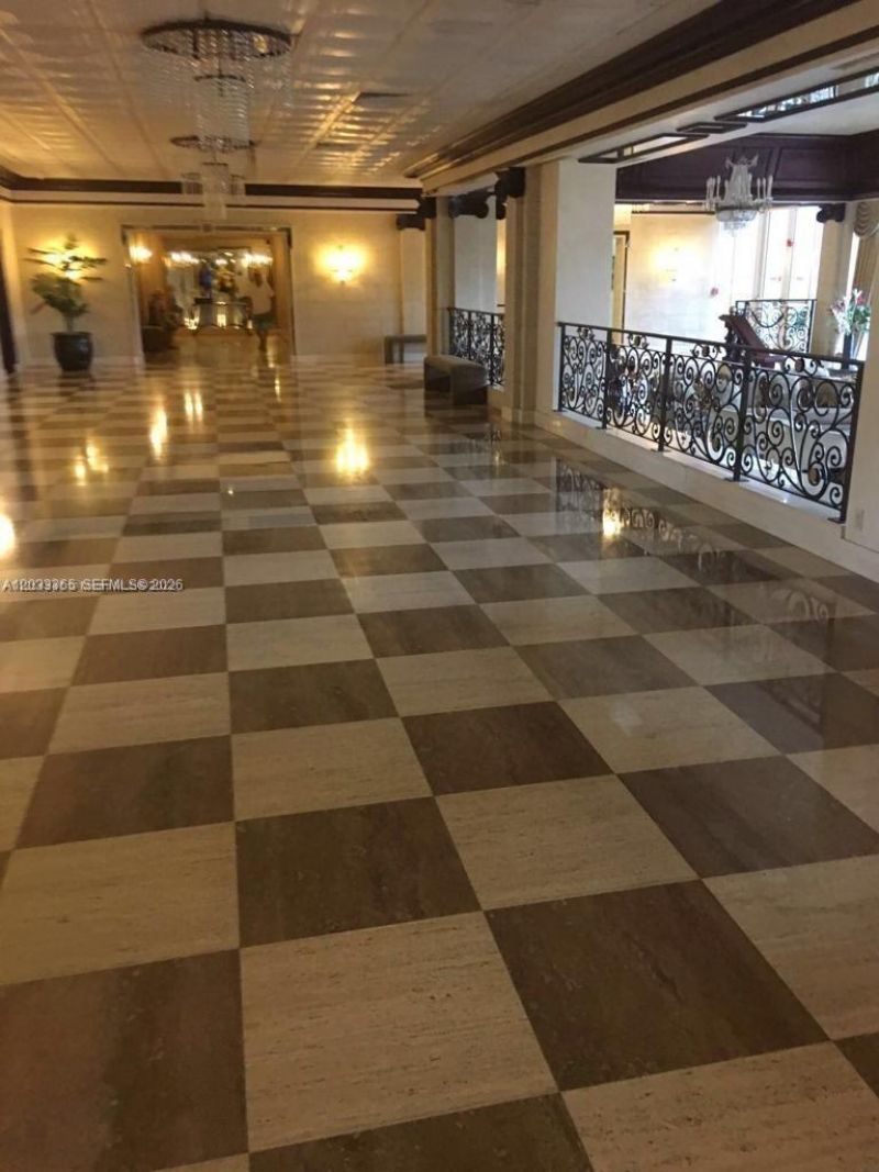 2030 S Ocean Dr, Unit 1815, Hallandale Beach, FL 33009 Photo