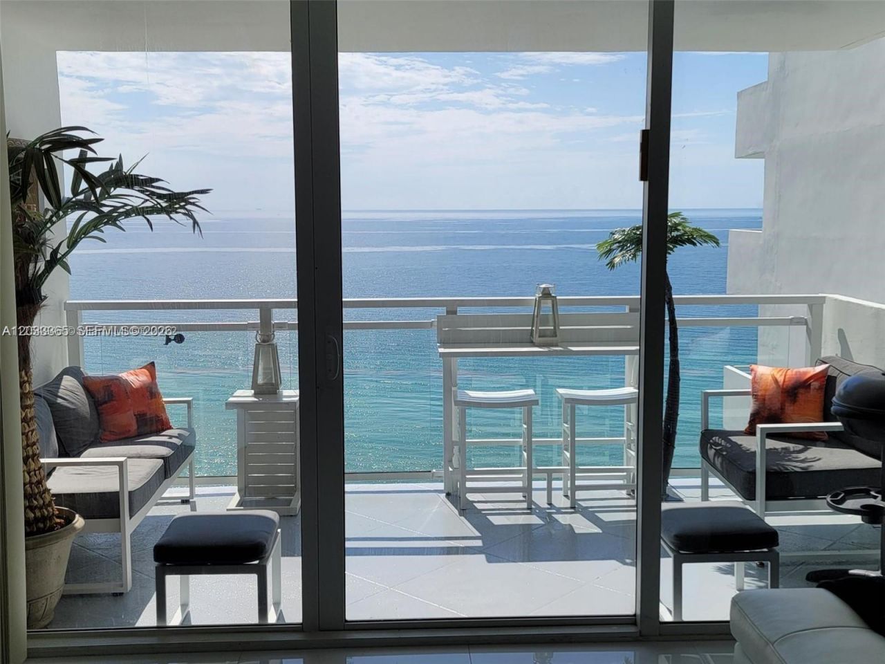 2030 S Ocean Dr, Unit 1815, Hallandale Beach, FL 33009 Photo