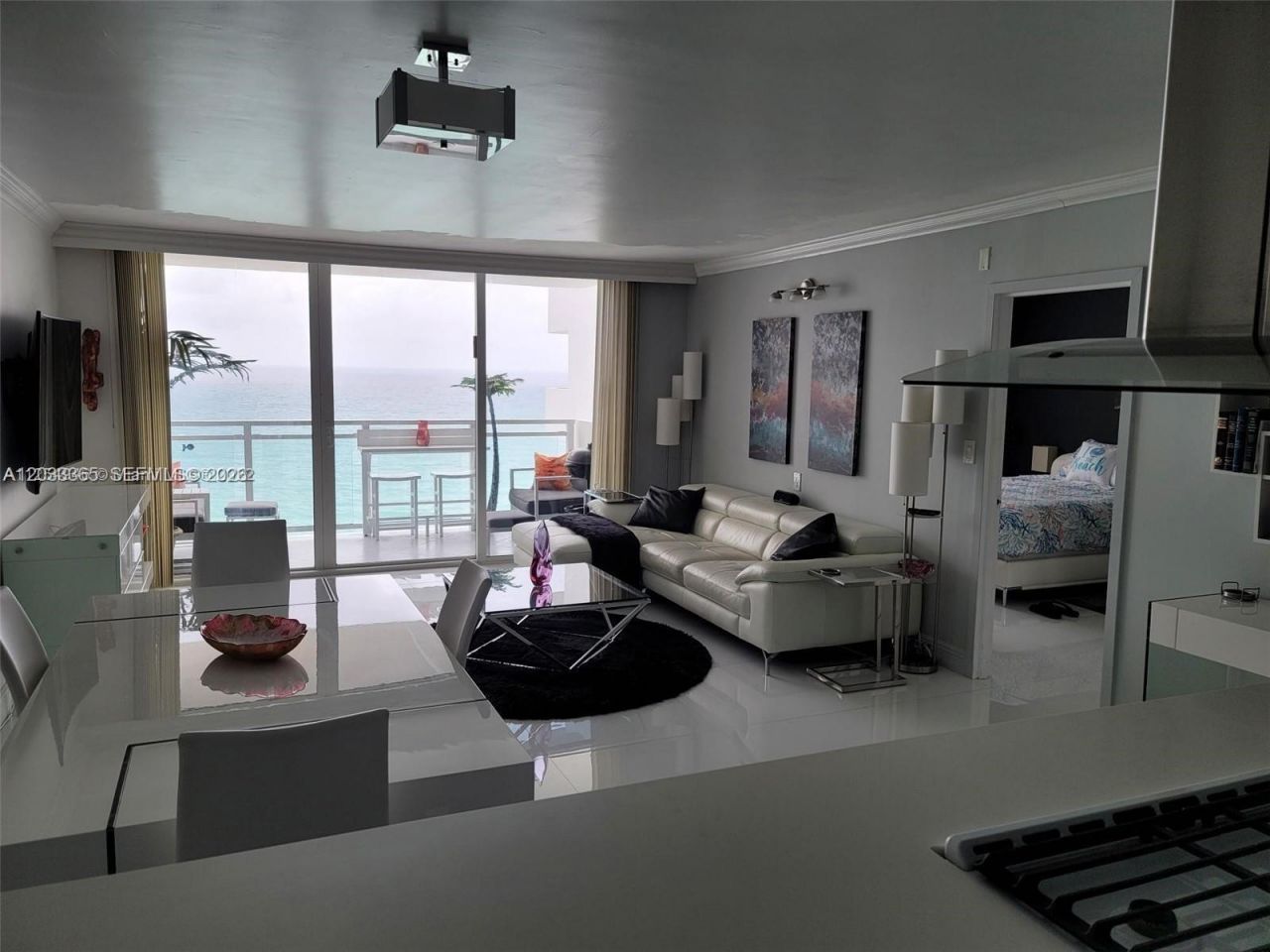 2030 S Ocean Dr, Unit 1815, Hallandale Beach, FL 33009 Photo