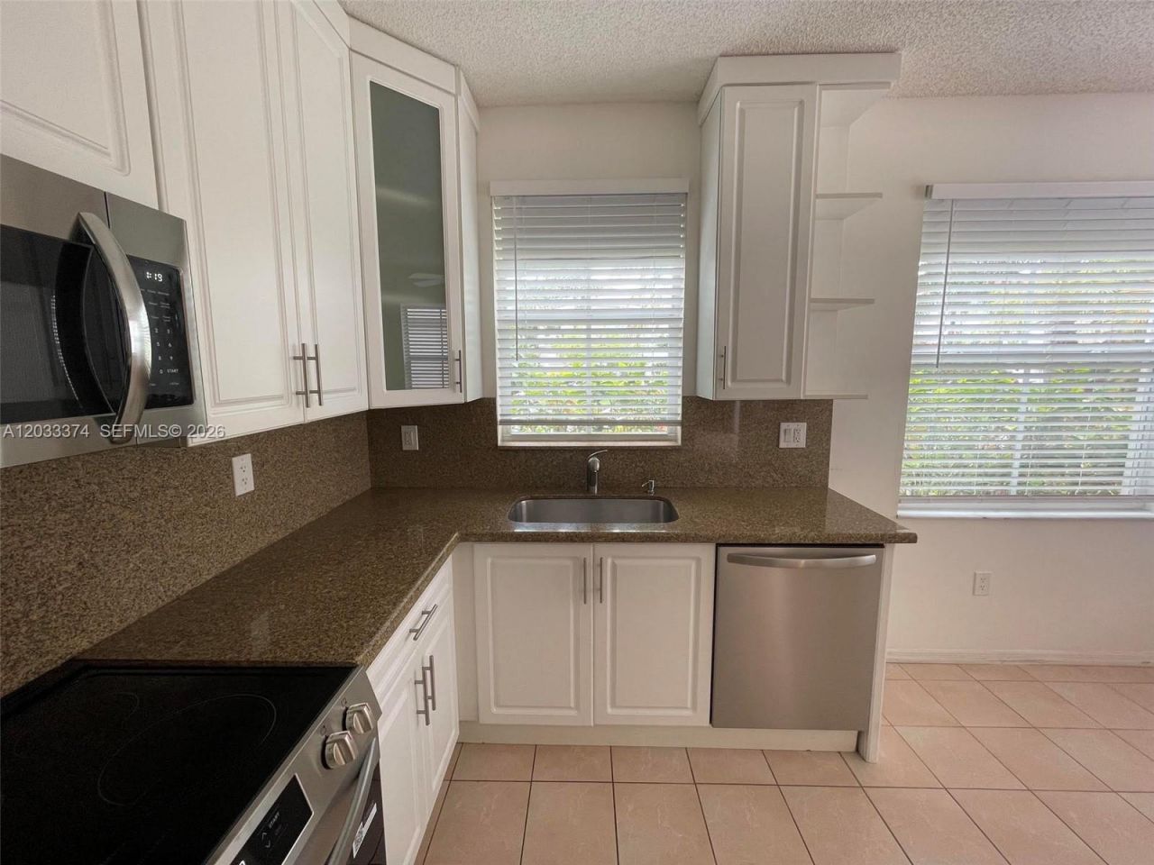 1521 Seagrape Way, Hollywood, FL 33019 Photo
