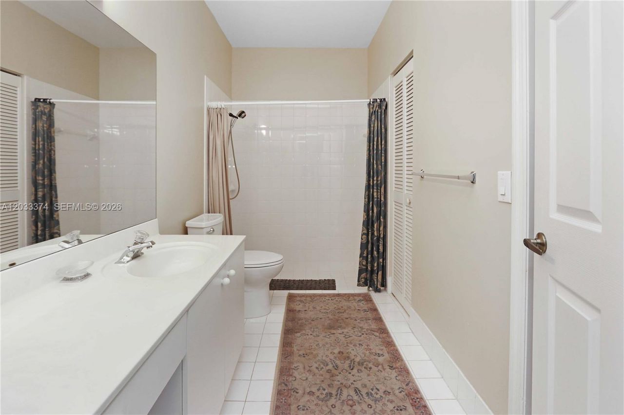 1521 Seagrape Way, Hollywood, FL 33019 Photo