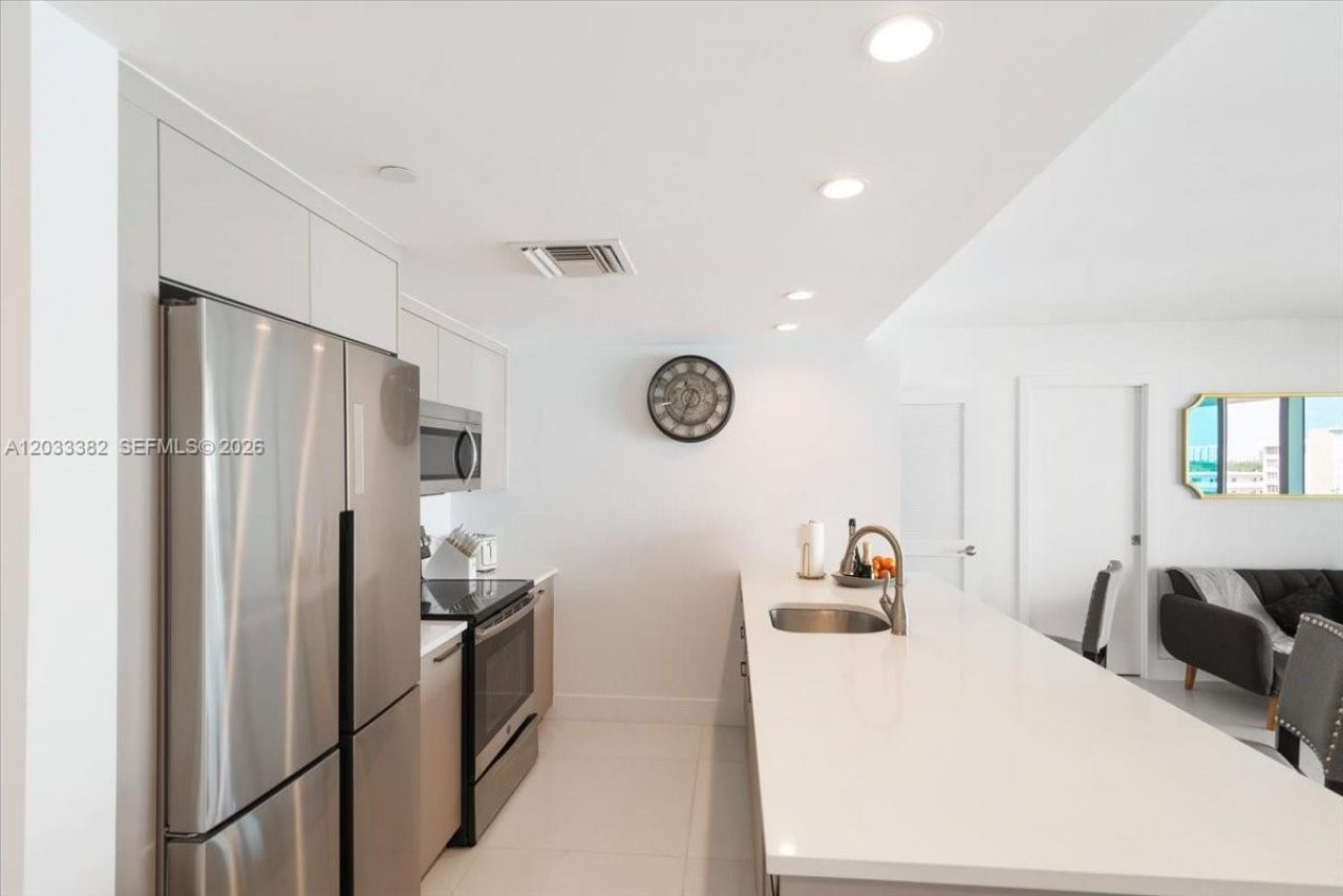 1150 101st St , Unit 502, Bay Harbor Islands, FL 33154 Photo