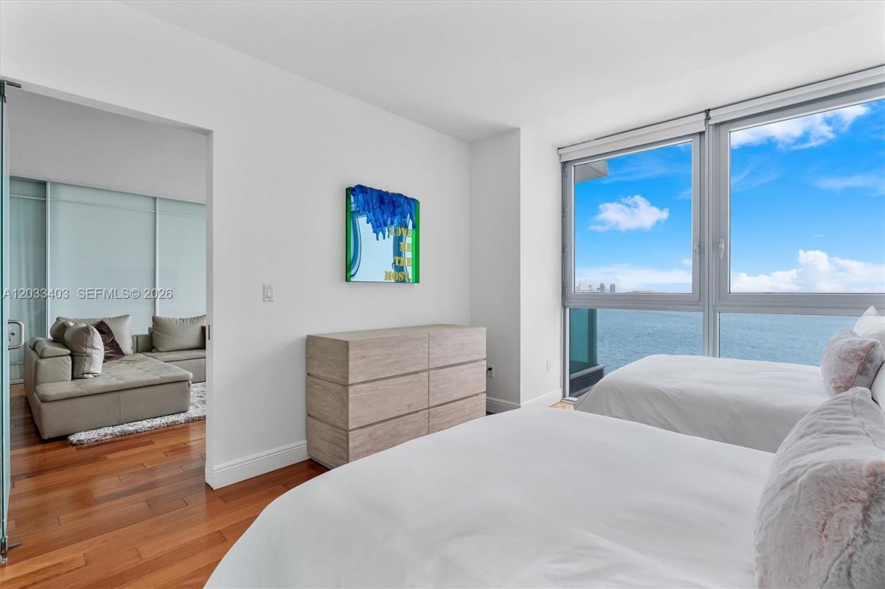 1331 Brickell Bay Dr , Unit 1409, Miami, FL 33131 Photo