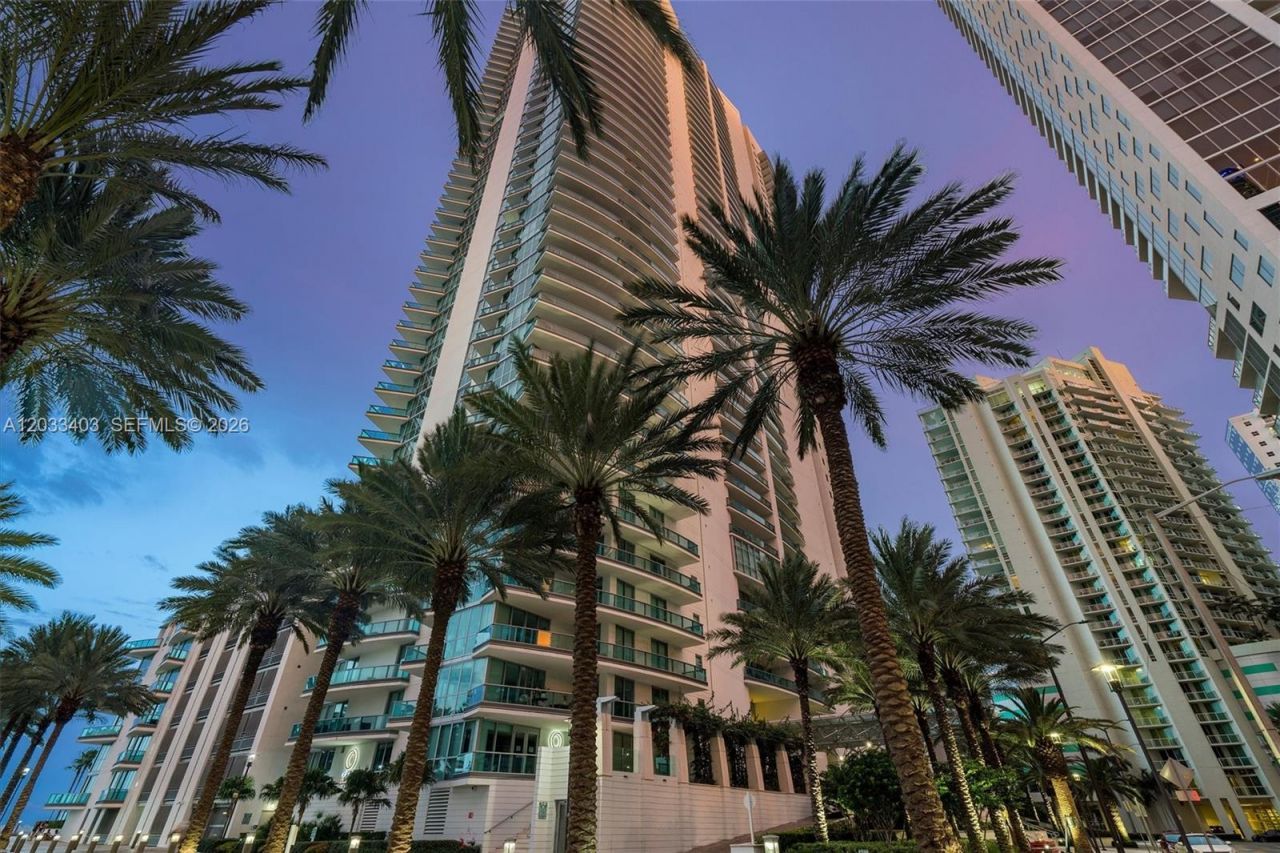 1331 Brickell Bay Dr , Unit 1409, Miami, FL 33131 Photo