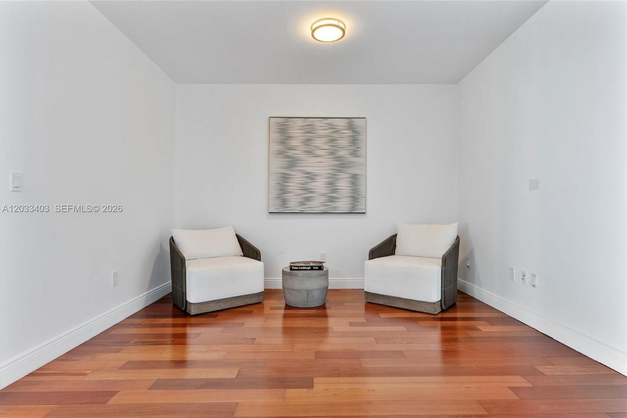 1331 Brickell Bay Dr , Unit 1409, Miami, FL 33131 Photo