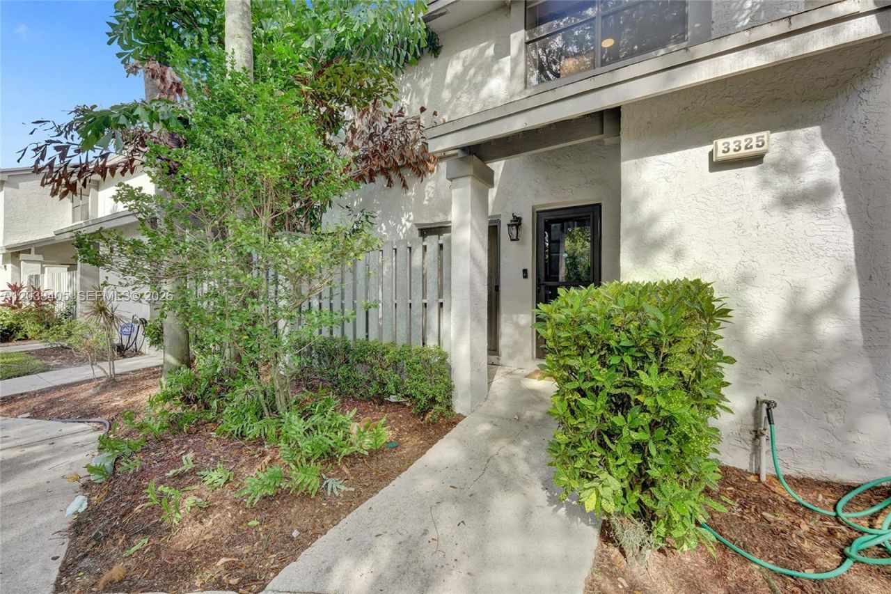 3325 S Carambola Cir S , Unit 2407, Coconut Creek, FL 33066 Photo
