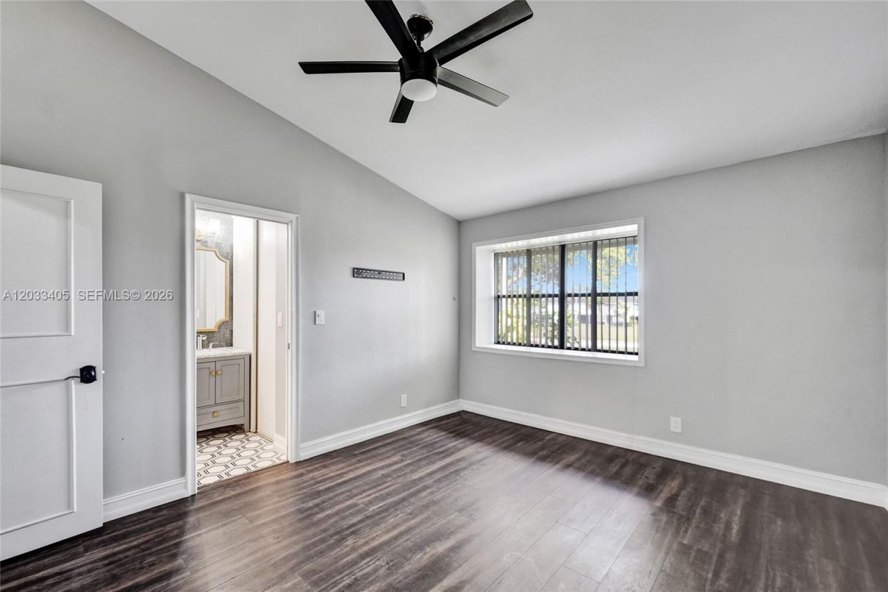 3325 S Carambola Cir S , Unit 2407, Coconut Creek, FL 33066 Photo