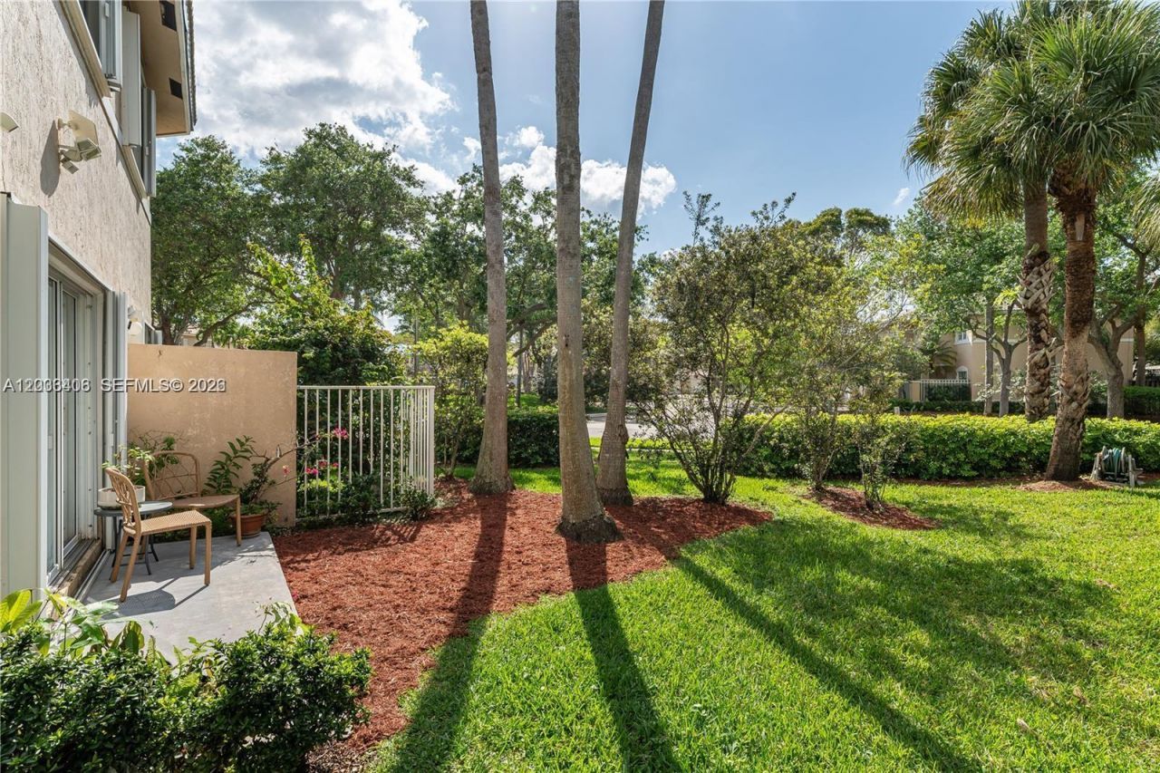 17079 NW 22nd St , Pembroke Pines, FL 33028 Photo