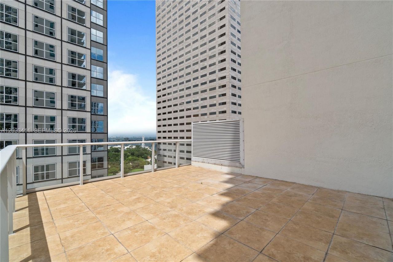 300 S Biscayne Blvd , Unit T-1411, Miami, FL 33131 Photo