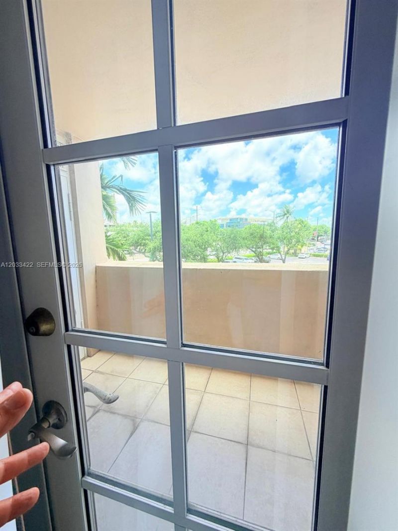 1280 S Alhambra Cir , Unit 1303, Coral Gables, FL 33146 Photo