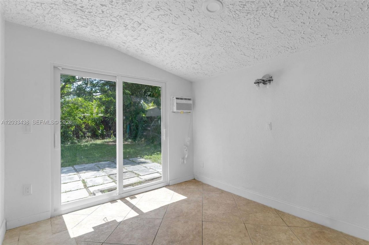401 SW 25th Ave , Fort Lauderdale, FL 33312 Photo