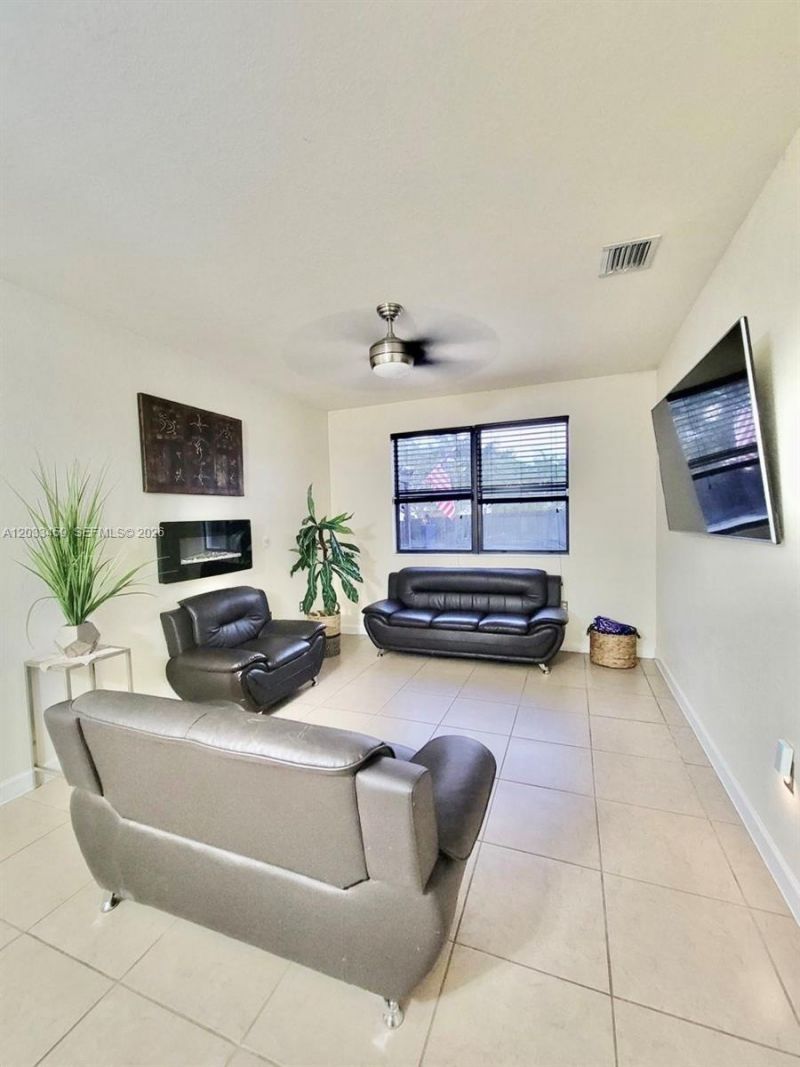175 NE 26th Ave , Homestead, FL 33033 Photo