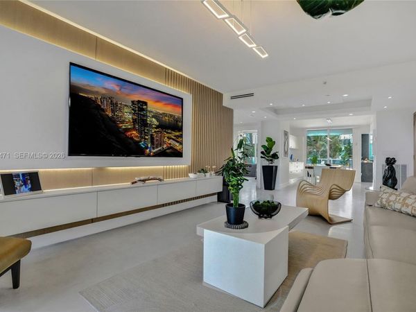 19111 Collins Ave , Unit 102, Sunny Isles Beach, FL 33160