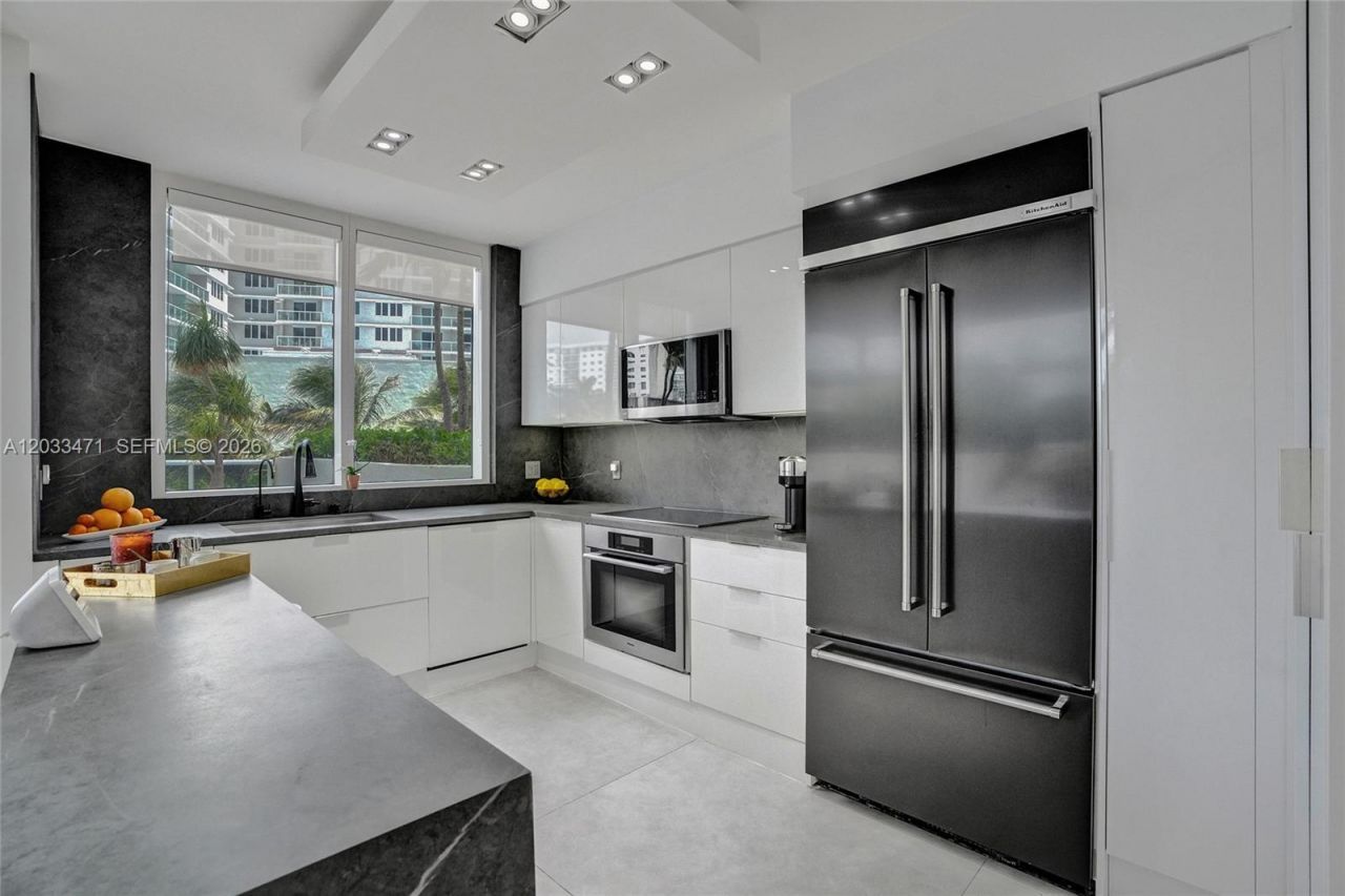 19111 Collins Ave , Unit 102, Sunny Isles Beach, FL 33160 Photo