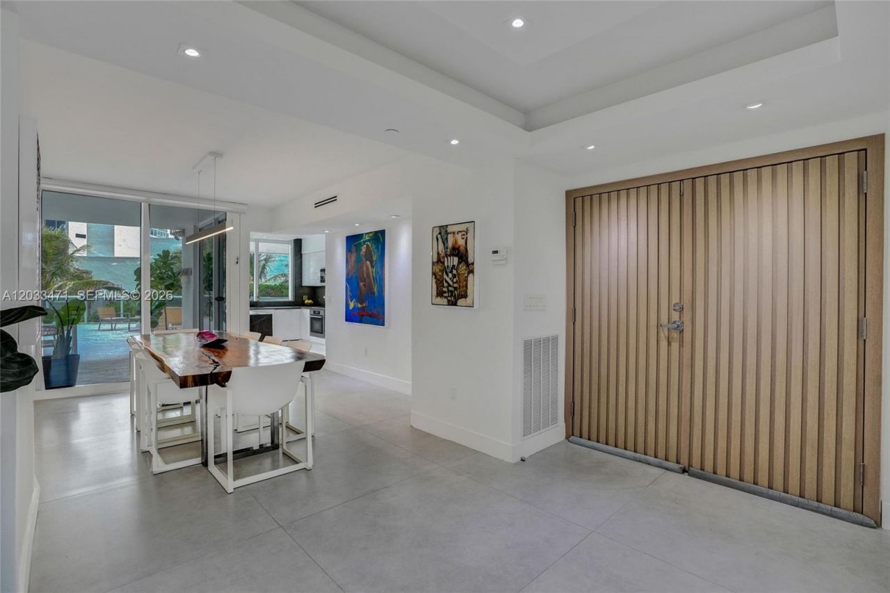 19111 Collins Ave , Unit 102, Sunny Isles Beach, FL 33160 Photo