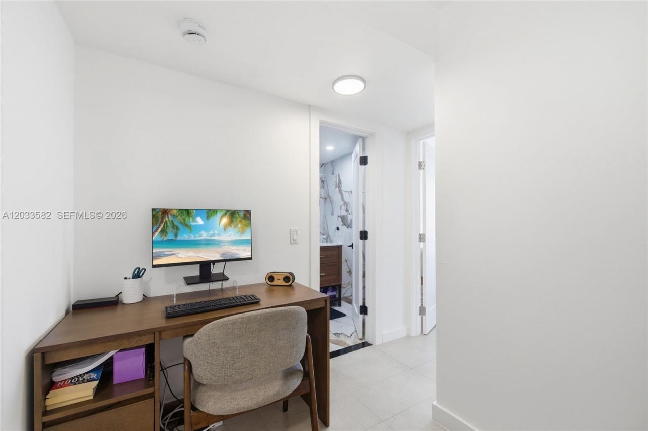 17800 Atlantic Blvd , Unit PH3, Sunny Isles Beach, FL 33160 Photo