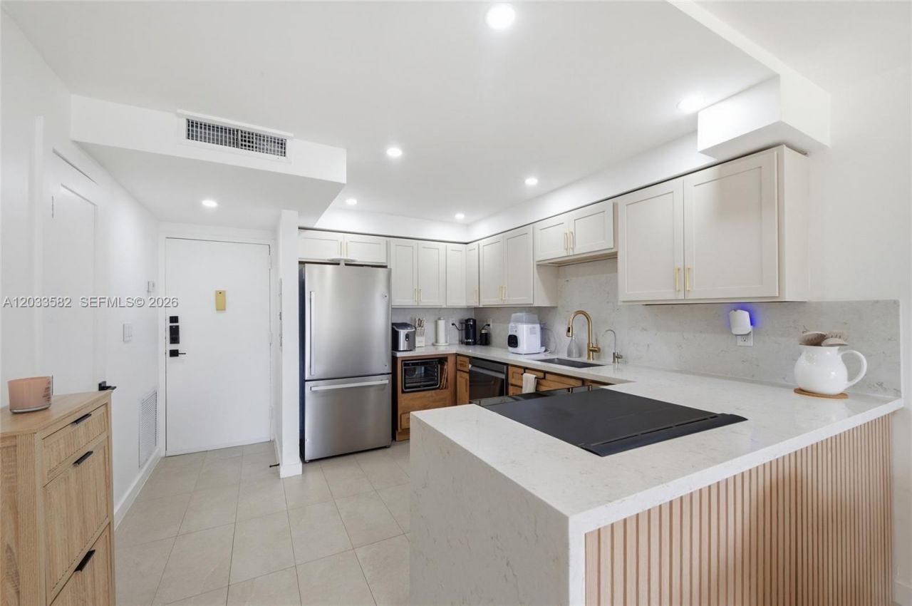 17800 Atlantic Blvd , Unit PH3, Sunny Isles Beach, FL 33160 Photo