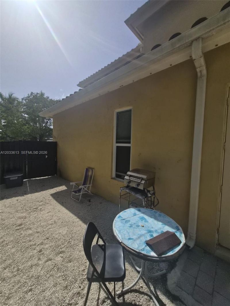 6743 SW 163rd Pl, Miami, FL 33193 Photo