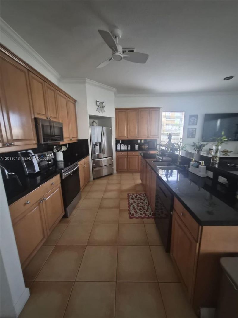 6743 SW 163rd Pl, Miami, FL 33193 Photo