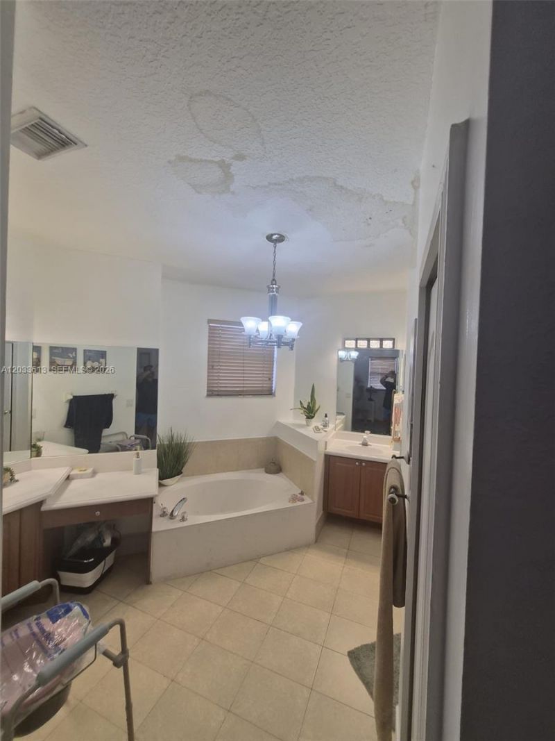 6743 SW 163rd Pl, Miami, FL 33193 Photo