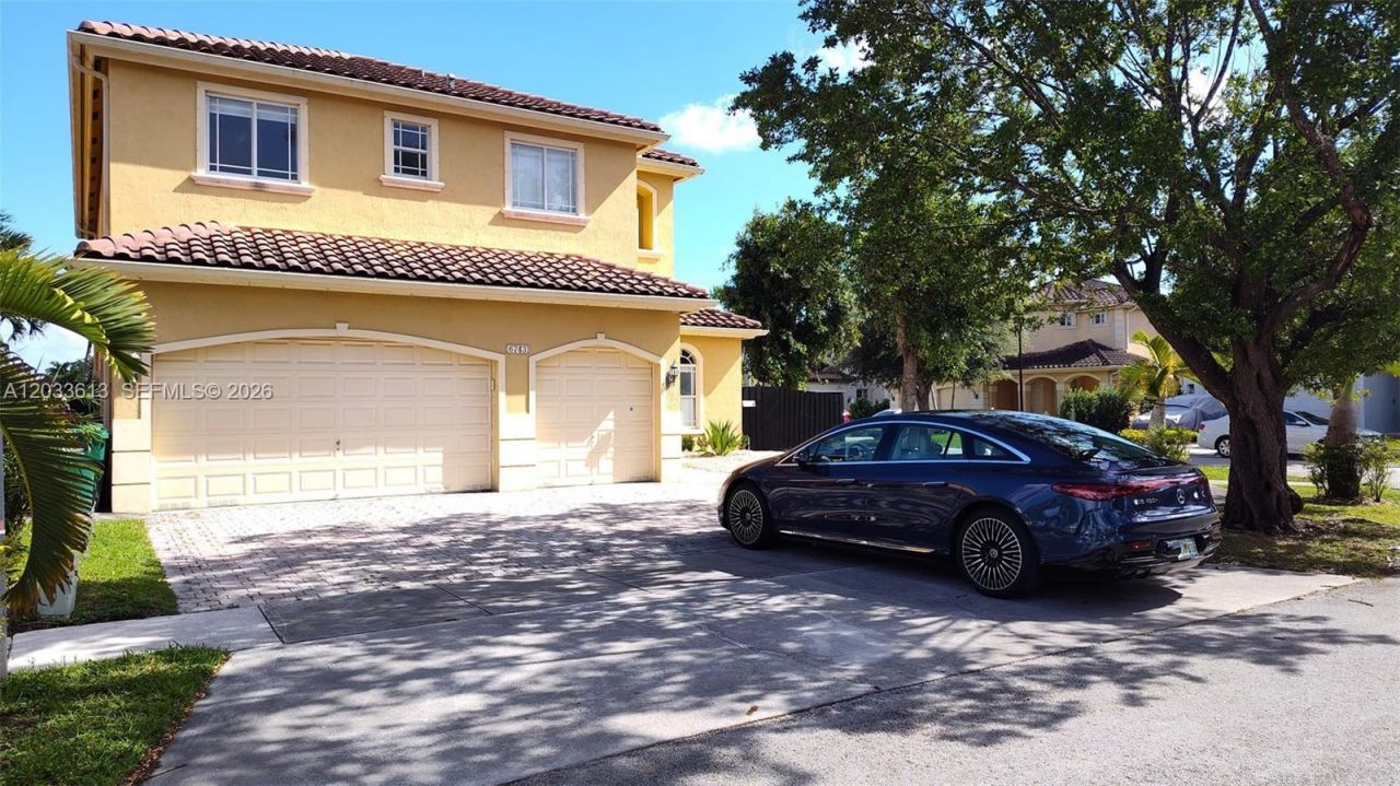 6743 SW 163rd Pl, Miami, FL 33193 Photo
