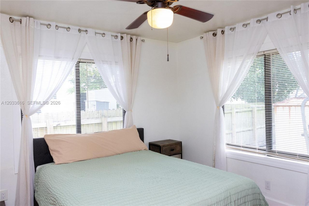 2330 Scott St , Hollywood, FL 33020 Photo