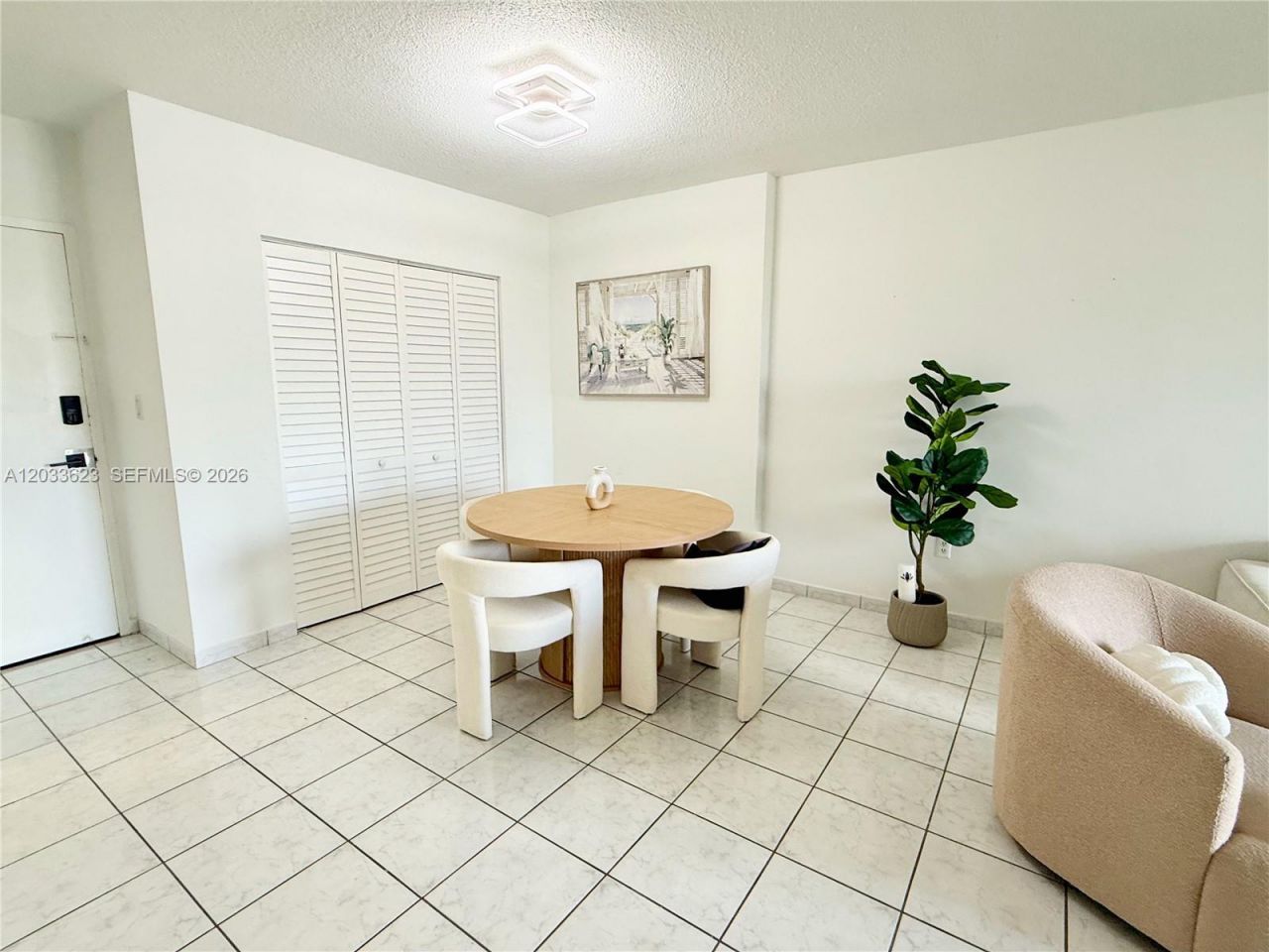 400 Kings Point Dr, Unit 928, Sunny Isles Beach, FL 33160 Photo