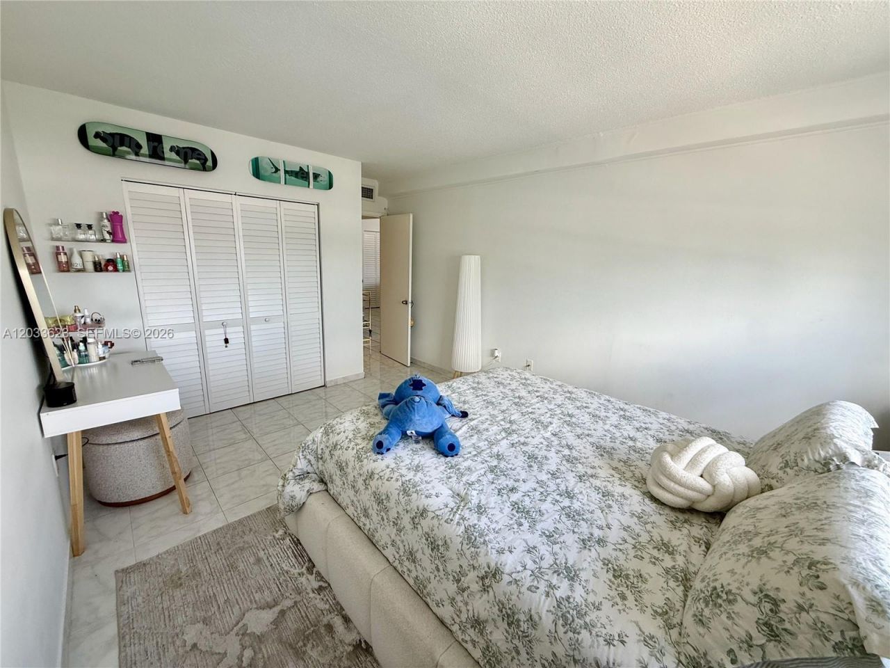 400 Kings Point Dr, Unit 928, Sunny Isles Beach, FL 33160 Photo