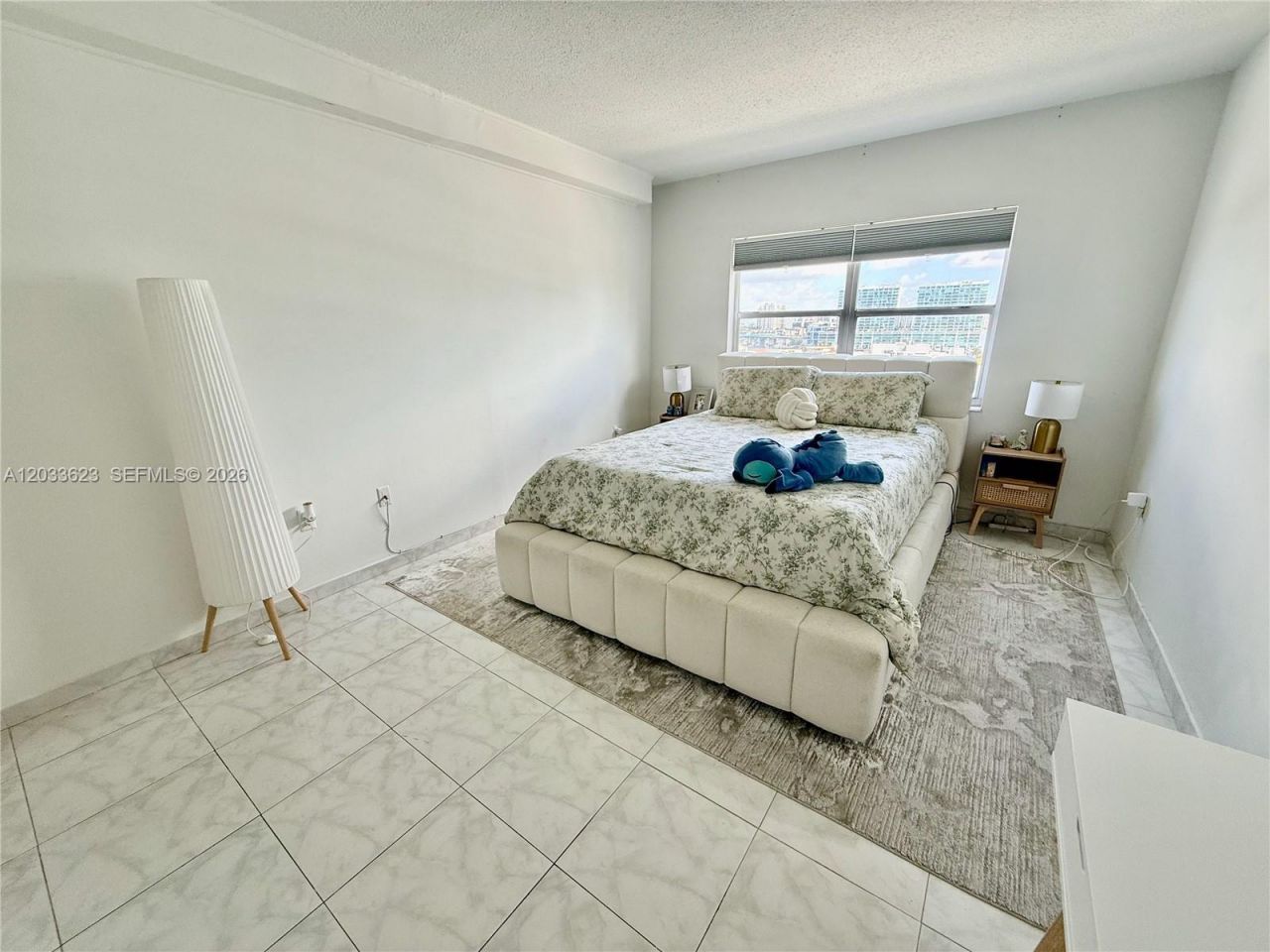 400 Kings Point Dr, Unit 928, Sunny Isles Beach, FL 33160 Photo