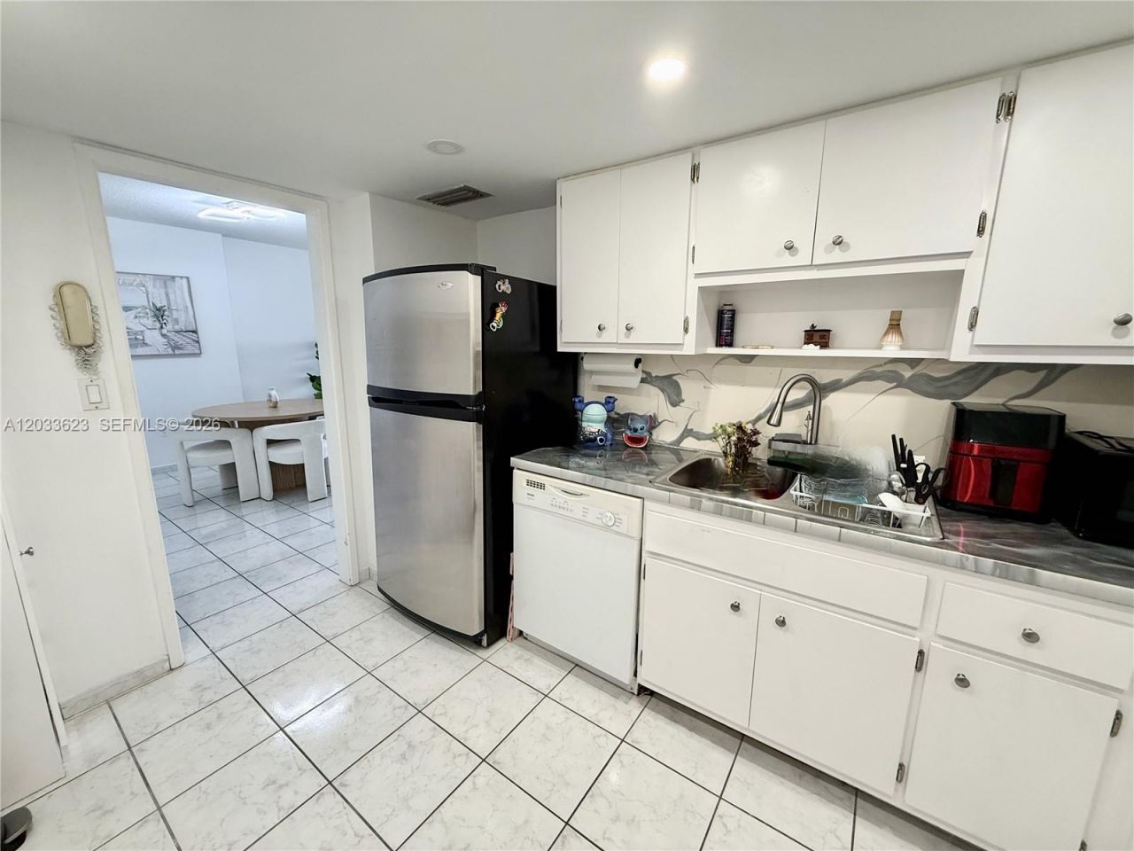 400 Kings Point Dr, Unit 928, Sunny Isles Beach, FL 33160 Photo