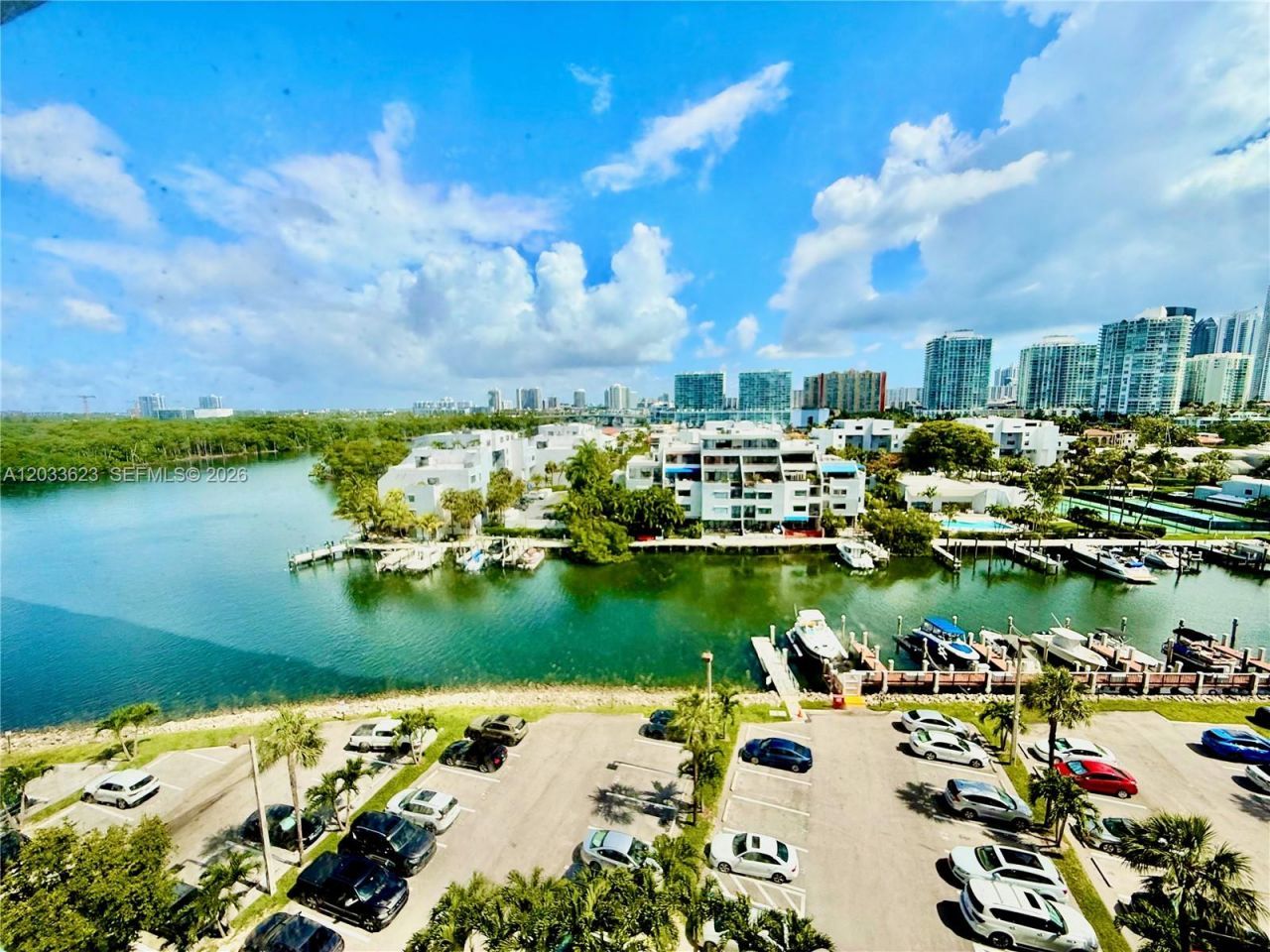 400 Kings Point Dr, Unit 928, Sunny Isles Beach, FL 33160 Photo