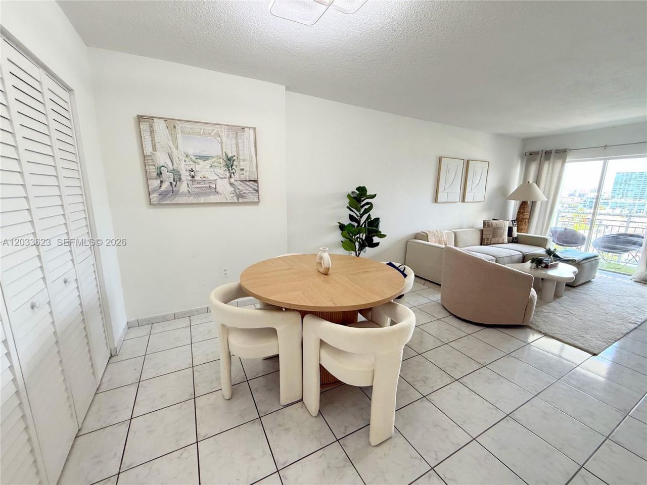 400 Kings Point Dr, Unit 928, Sunny Isles Beach, FL 33160 Photo